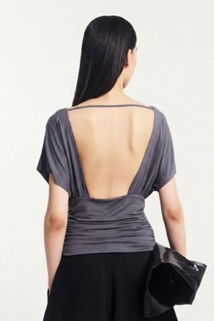 Amelie Slash Neck Gathered Side Top in Magnet