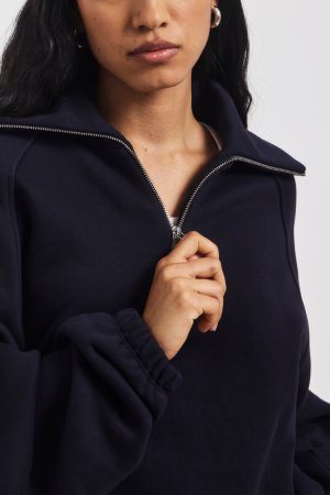 Classic Half Zip Sweatshirt in Darkest Navy