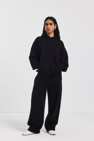 Ellery Barrel Leg Sweatpant in Black